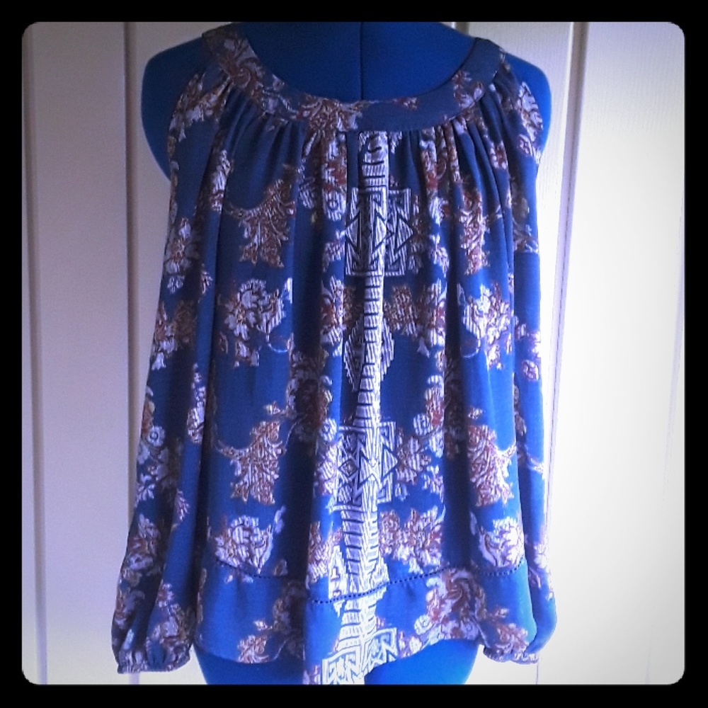 Knox Rose cold Shoulder blouse size  xs
